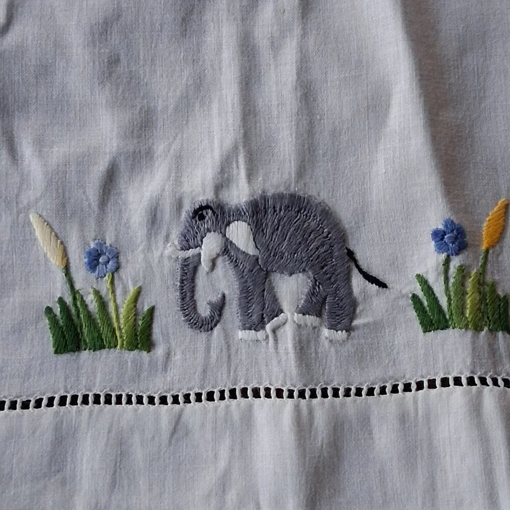 🐘 Elephant Embroidered Hand Towels 🐘🌸 Cotton/Linen Blend • 24
